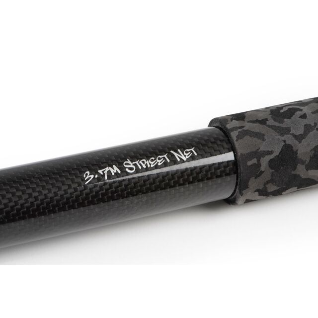 FOX Rage Street Fighter Carbon Street Net 2,40m Extra langer Raubfischkesscher