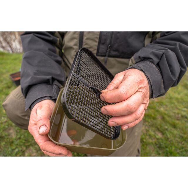 Korum Maggot Tub And Riddle 2pt 1,2L