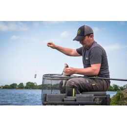 Matrix Plastic Orbit Feeder Medium 40g