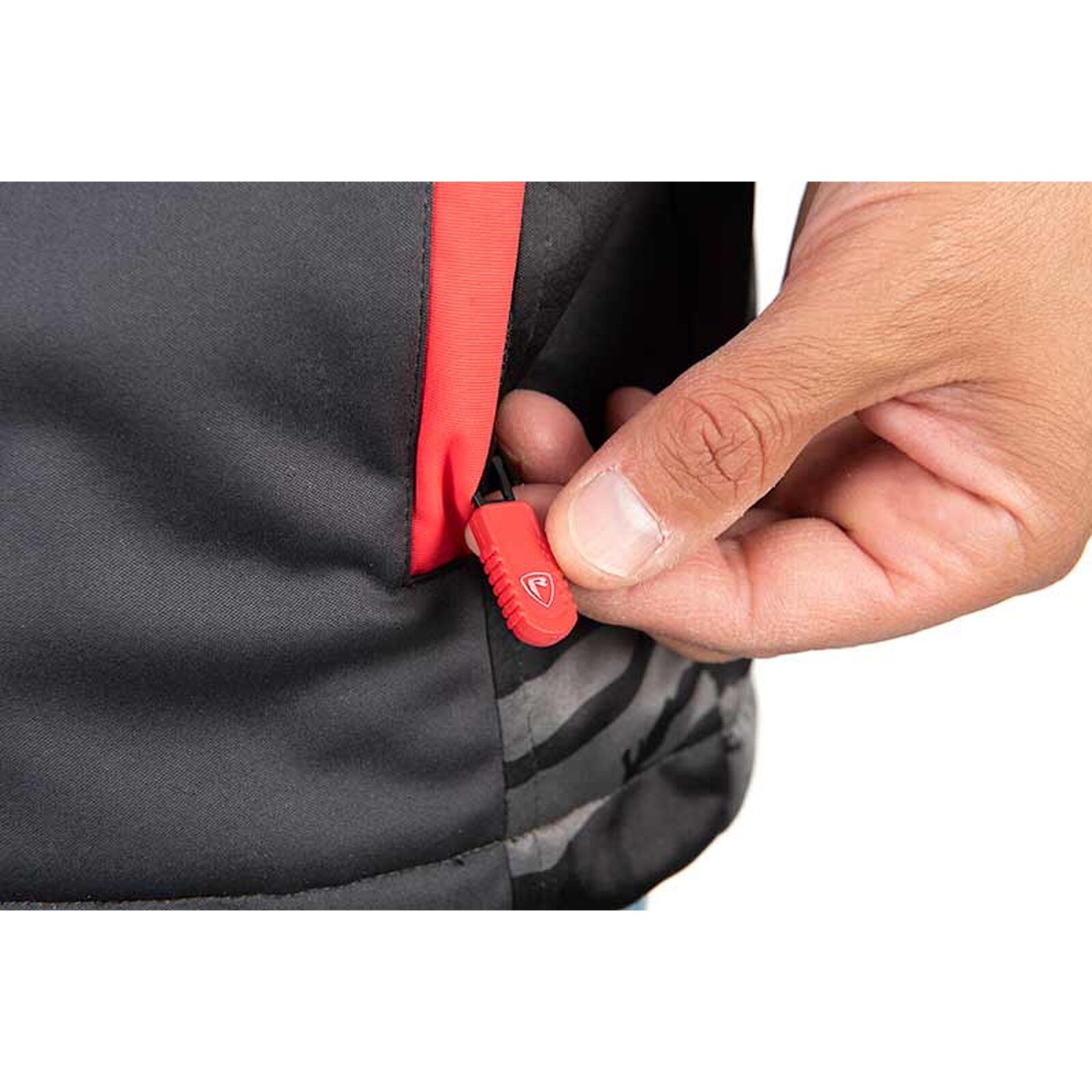 FOX Rage Voyager Wind Blocker