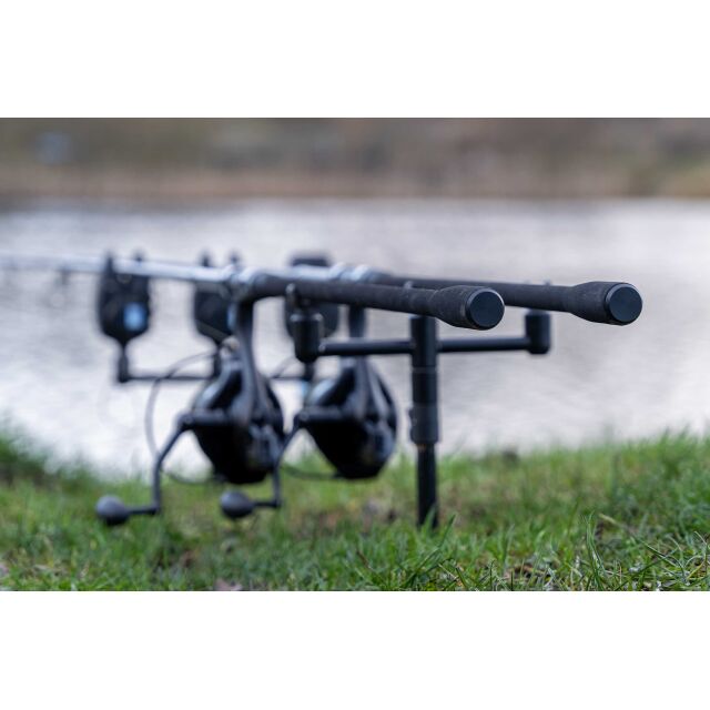 Avid Carp Revolve R-Rod