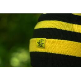 Black Cat Bobble Hat | Bommel-M&uuml;tze