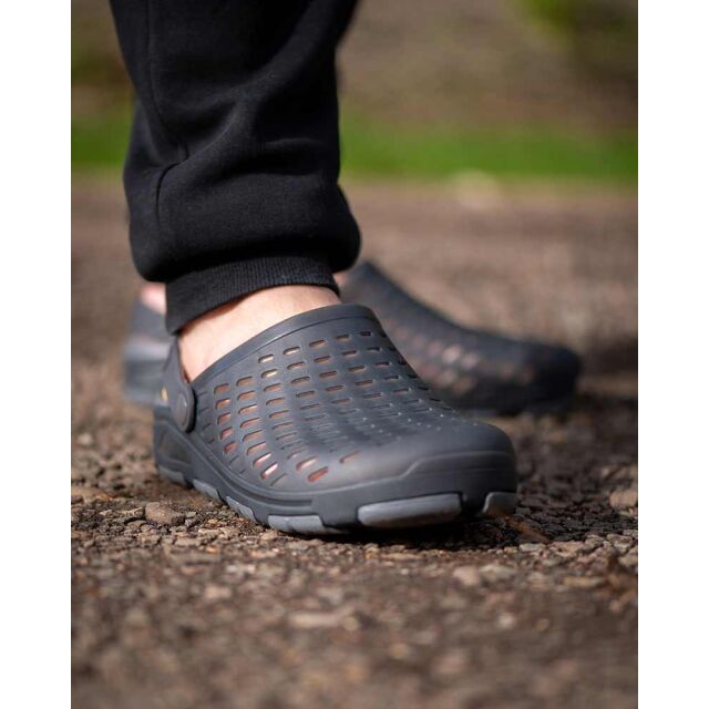 Matrix Clogs