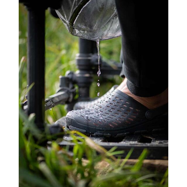 Matrix Clogs Gr.44