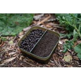 Korum Divided Bait Tub 2pt/1.13l
