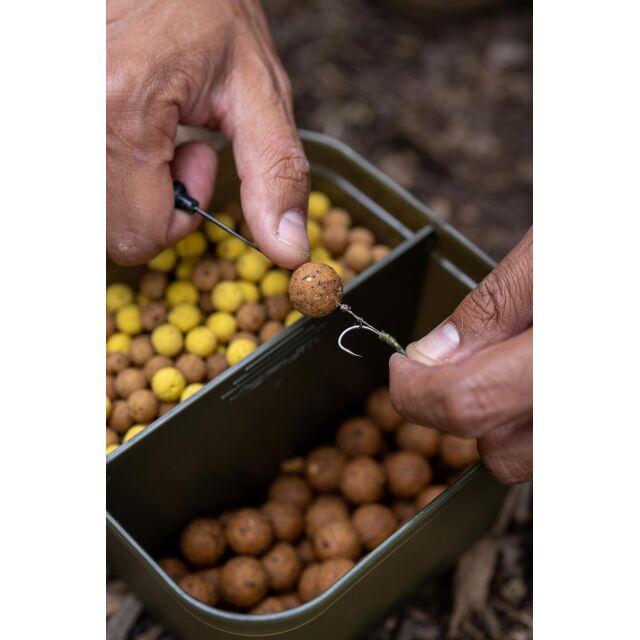 Korum Divided Bait Tub 3pt/1.7l