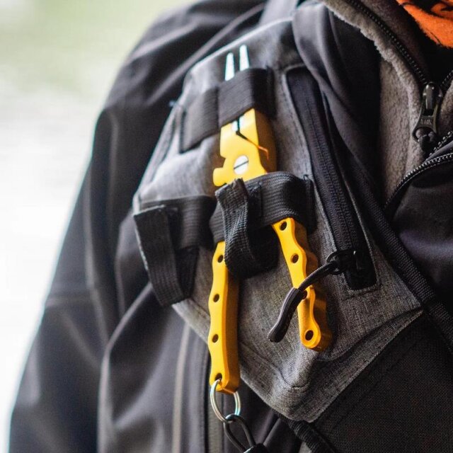 Zeck Sling Bag 5000 + 2x Tackle Box