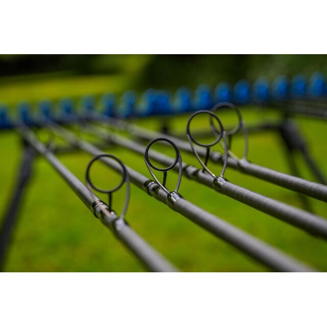 Preston Supera X Distance Feeder