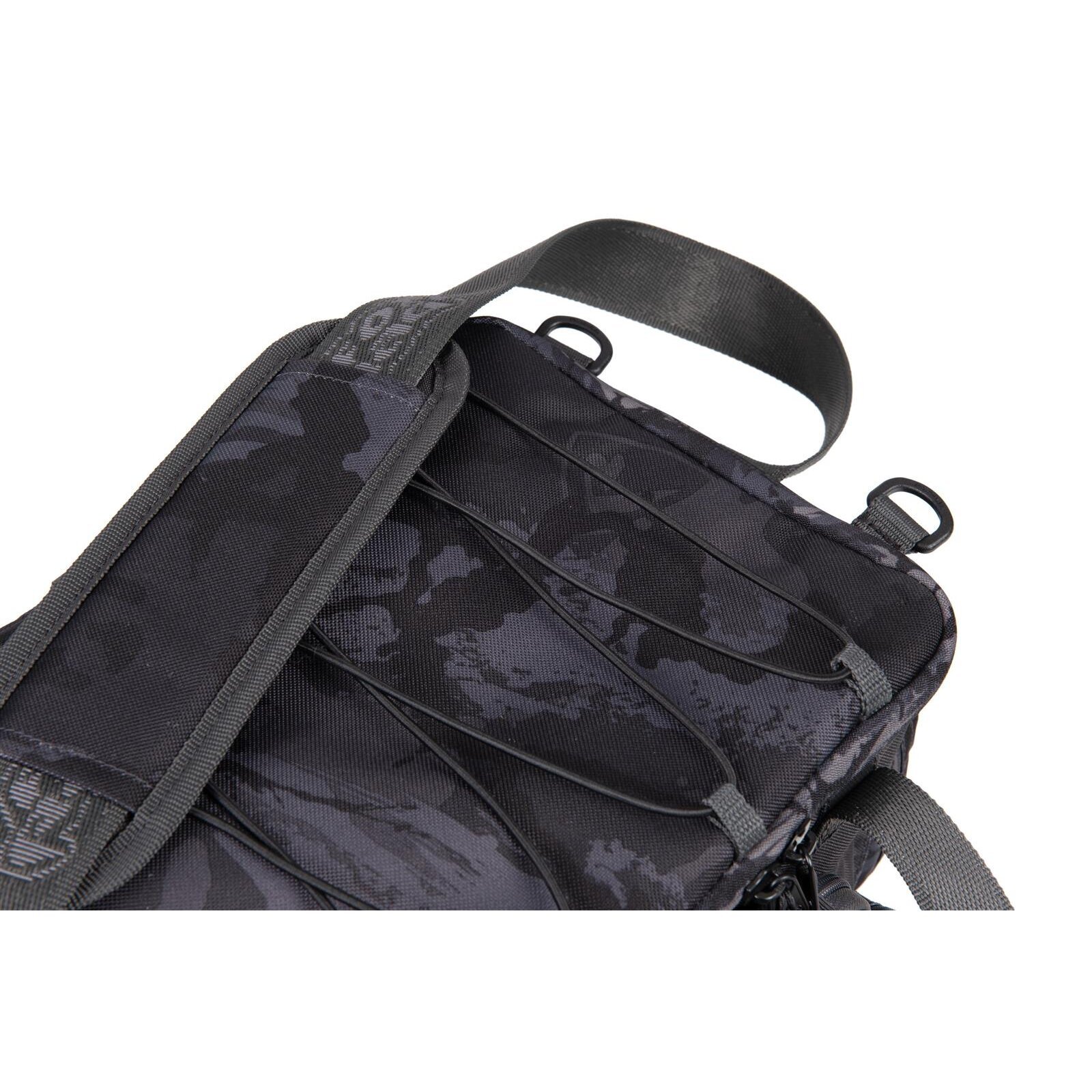 FOX Rage Camo Voyager Medium Tackle Bag