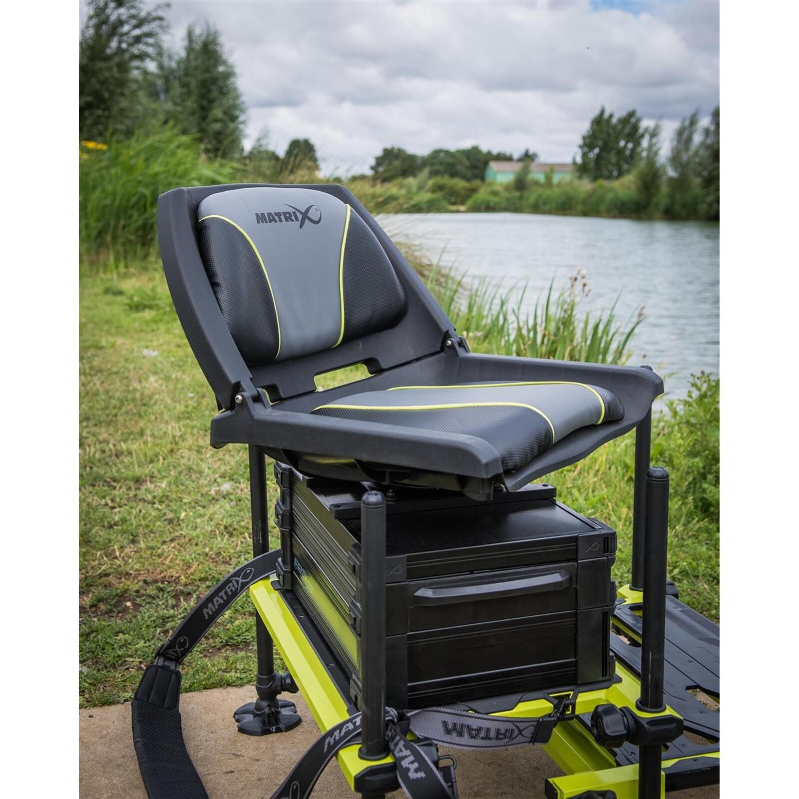 Matrix F25 Pro Sitzkiepe mit Drehelement- Edition Limette